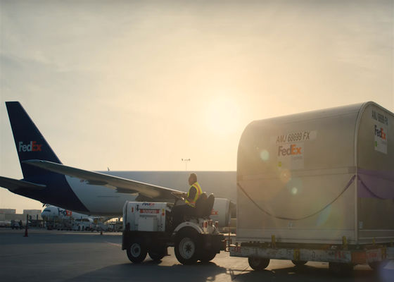 Serviço de transporte internacional de carga DHL UPS Fedex Express Cargo aéreo