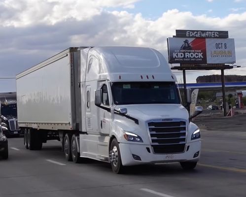 Serviços de transporte internacional por caminhão responsável para o transporte de cargas por contêiner DDP