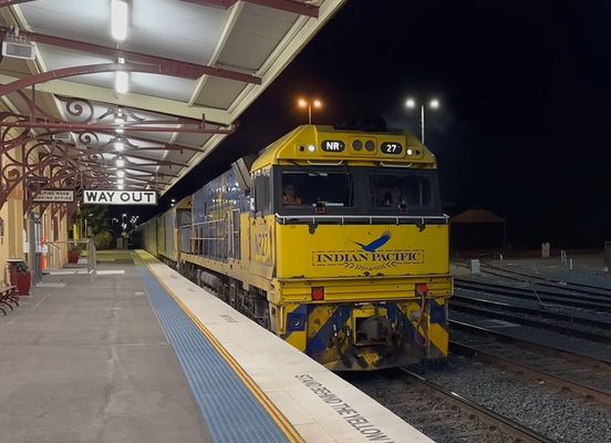 Serviços FCL fornecidos para transporte internacional de mercadorias ferroviárias da China para os EUA Suécia